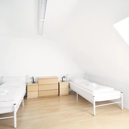 Ailiv Spaces 291